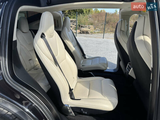 Черный Тесла Модель Х, объемом двигателя 0 л и пробегом 188 тыс. км за 22900 $, фото 20 на Automoto.ua