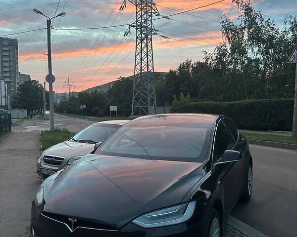 Черный Тесла Модель Х, объемом двигателя 0 л и пробегом 158 тыс. км за 30000 $, фото 13 на Automoto.ua