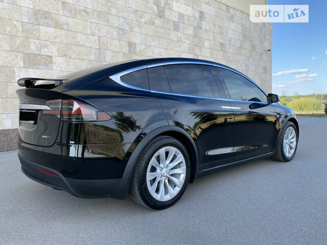 Черный Тесла Модель Х, объемом двигателя 0 л и пробегом 90 тыс. км за 34300 $, фото 16 на Automoto.ua