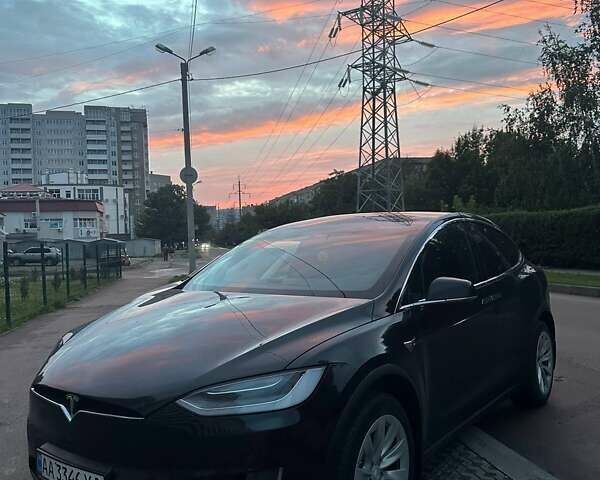 Черный Тесла Модель Х, объемом двигателя 0 л и пробегом 158 тыс. км за 30000 $, фото 12 на Automoto.ua