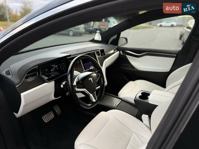 Черный Тесла Модель Х, объемом двигателя 0 л и пробегом 112 тыс. км за 37700 $, фото 36 на Automoto.ua