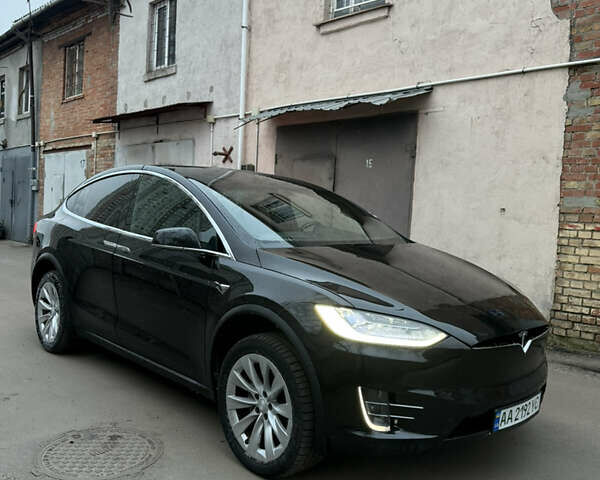 Чорний Тесла Модель Х, об'ємом двигуна 0 л та пробігом 189 тис. км за 20000 $, фото 4 на Automoto.ua