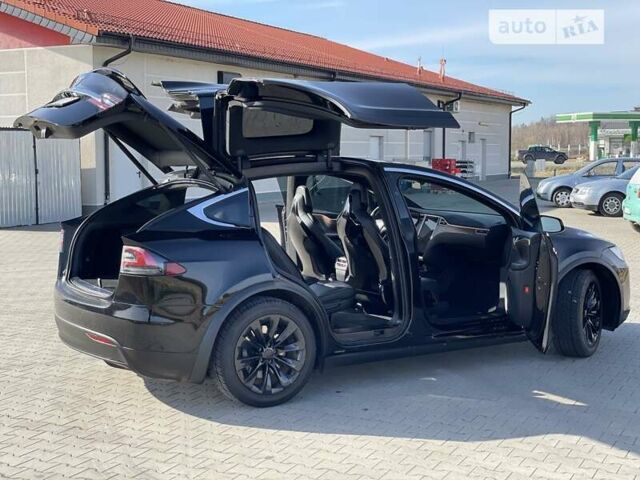 Черный Тесла Модель Х, объемом двигателя 0 л и пробегом 88 тыс. км за 38900 $, фото 3 на Automoto.ua
