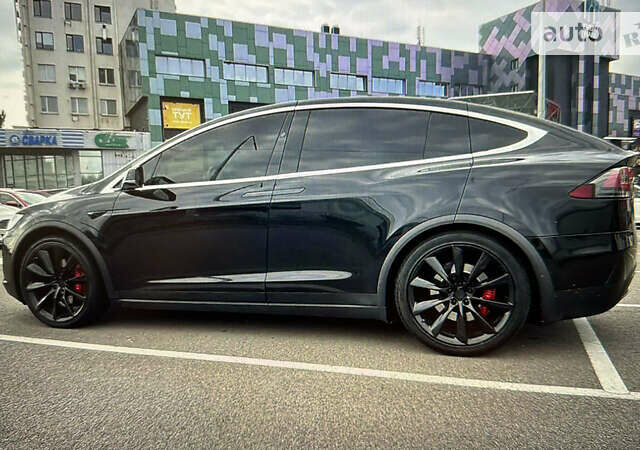Черный Тесла Модель Х, объемом двигателя 0 л и пробегом 140 тыс. км за 41500 $, фото 4 на Automoto.ua