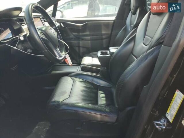 Черный Тесла Модель Х, объемом двигателя 0 л и пробегом 159 тыс. км за 6700 $, фото 6 на Automoto.ua