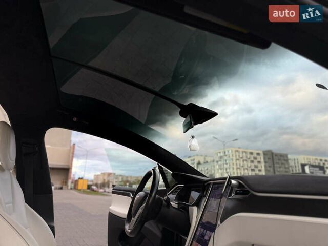 Черный Тесла Модель Х, объемом двигателя 0 л и пробегом 112 тыс. км за 37700 $, фото 54 на Automoto.ua