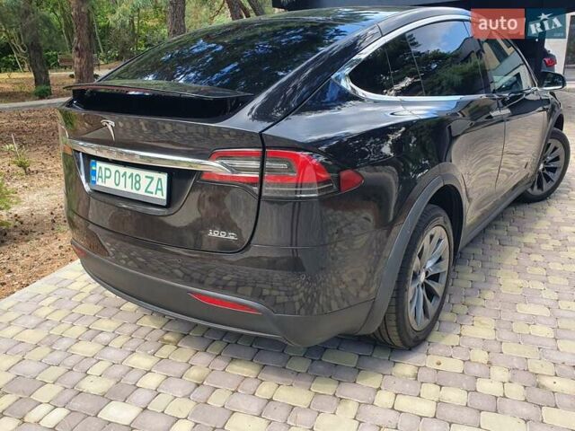 Черный Тесла Модель Х, объемом двигателя 0 л и пробегом 42 тыс. км за 24000 $, фото 6 на Automoto.ua