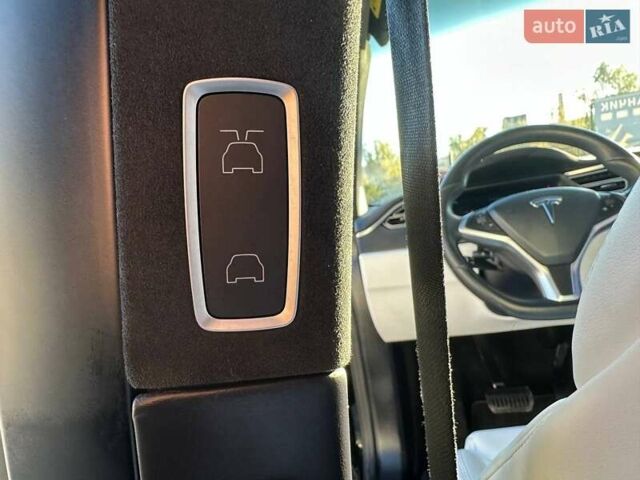 Тесла Модель Х 2017 в Львове на Automoto.ua Черный Тесла Модель Х, объемом двигателя 0 л и пробегом 169 тыс. км за 19950 $, фото 17 на Automoto.ua