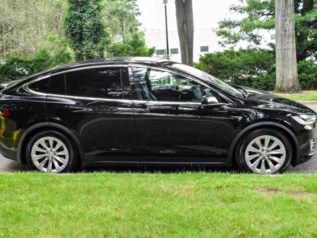 Черный Тесла Модель Х, объемом двигателя 0 л и пробегом 50 тыс. км за 32000 $, фото 4 на Automoto.ua