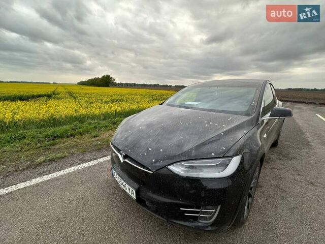 Черный Тесла Модель Х, объемом двигателя 0 л и пробегом 158 тыс. км за 30000 $, фото 4 на Automoto.ua