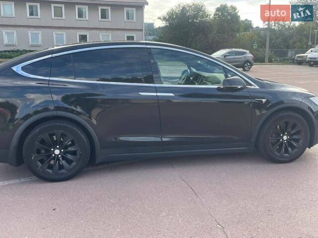 Тесла Модель Х 2017 в Киеве на Automoto.ua Черный Тесла Модель Х, объемом двигателя 0 л и пробегом 81 тыс. км за 23000 $, фото 7 на Automoto.ua