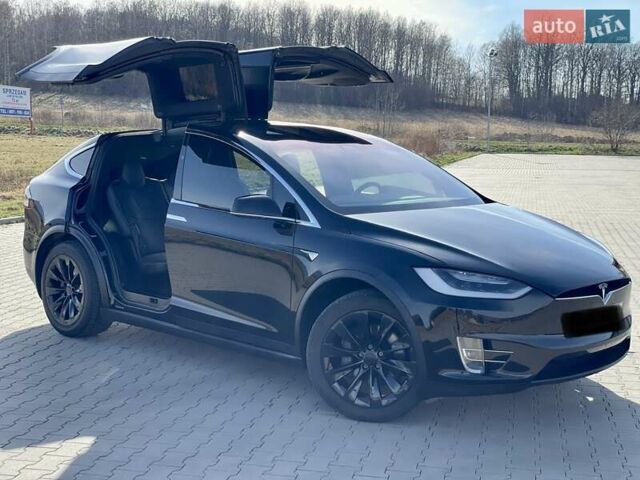 Черный Тесла Модель Х, объемом двигателя 0 л и пробегом 88 тыс. км за 28300 $, фото 3 на Automoto.ua