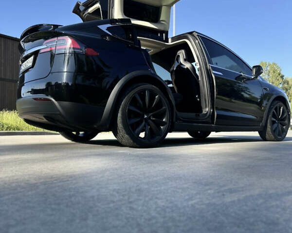 Черный Тесла Модель Х, объемом двигателя 0 л и пробегом 110 тыс. км за 21000 $, фото 3 на Automoto.ua