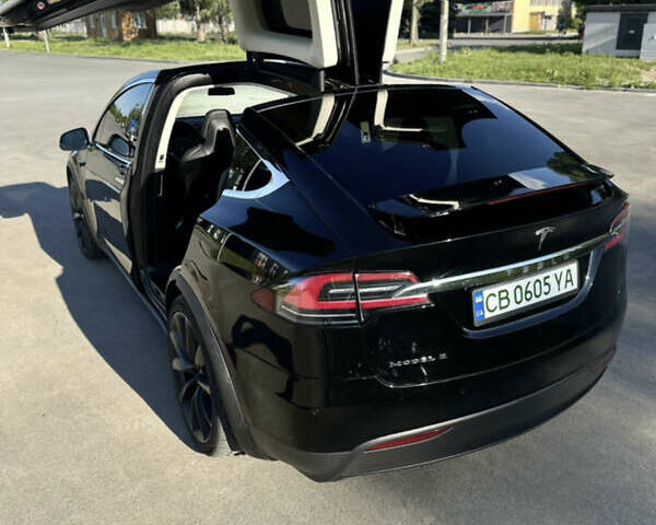 Черный Тесла Модель Х, объемом двигателя 0 л и пробегом 110 тыс. км за 21000 $, фото 5 на Automoto.ua