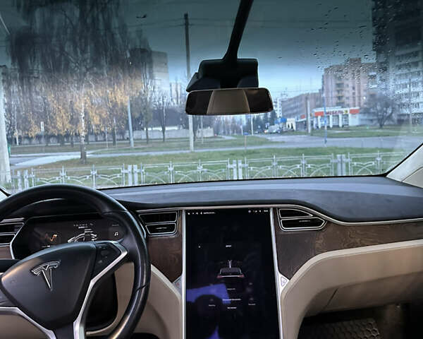 Чорний Тесла Модель Х, об'ємом двигуна 0 л та пробігом 112 тис. км за 27000 $, фото 13 на Automoto.ua