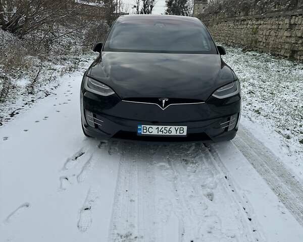 Черный Тесла Модель Х, объемом двигателя 0 л и пробегом 109 тыс. км за 27000 $, фото 1 на Automoto.ua