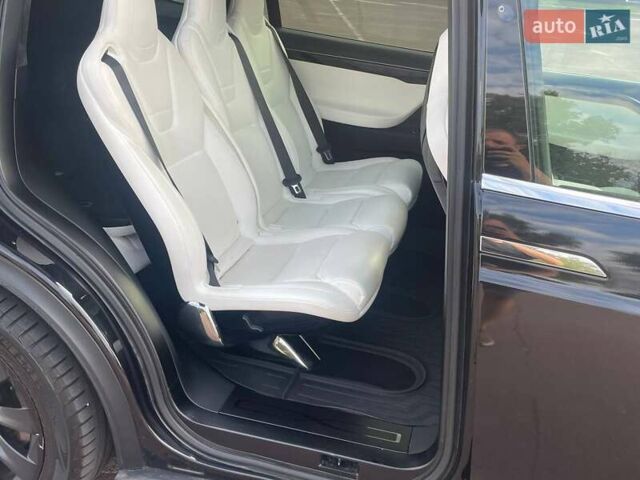 Тесла Модель Х 2017 в Киеве на Automoto.ua Черный Тесла Модель Х, объемом двигателя 0 л и пробегом 81 тыс. км за 23000 $, фото 11 на Automoto.ua