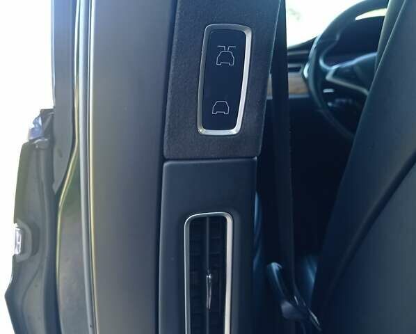 Чорний Тесла Модель Х, об'ємом двигуна 0 л та пробігом 114 тис. км за 32000 $, фото 26 на Automoto.ua