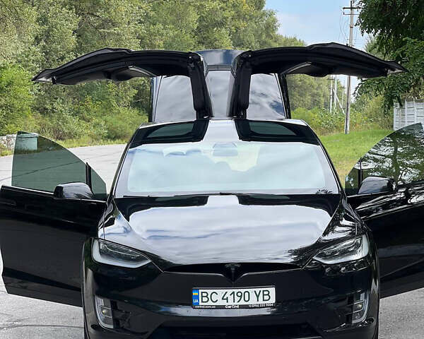 Черный Тесла Модель Х, объемом двигателя 0 л и пробегом 170 тыс. км за 25900 $, фото 4 на Automoto.ua