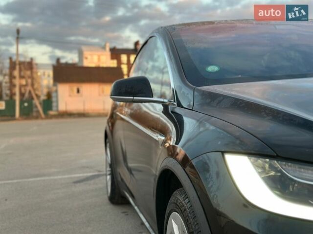 Черный Тесла Модель Х, объемом двигателя 0 л и пробегом 223 тыс. км за 24750 $, фото 22 на Automoto.ua