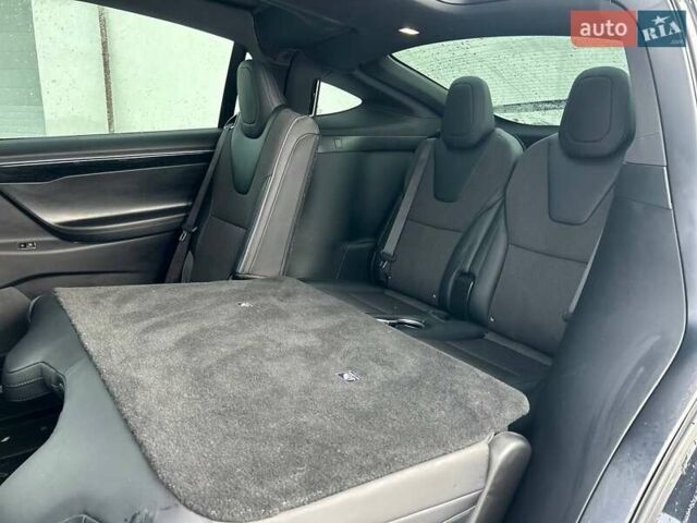Черный Тесла Модель Х, объемом двигателя 0 л и пробегом 145 тыс. км за 19000 $, фото 16 на Automoto.ua