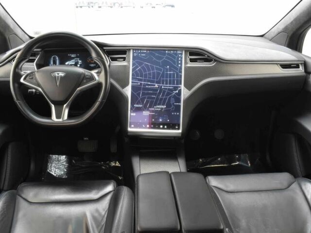 Черный Тесла Модель Х, объемом двигателя 0 л и пробегом 50 тыс. км за 32000 $, фото 9 на Automoto.ua