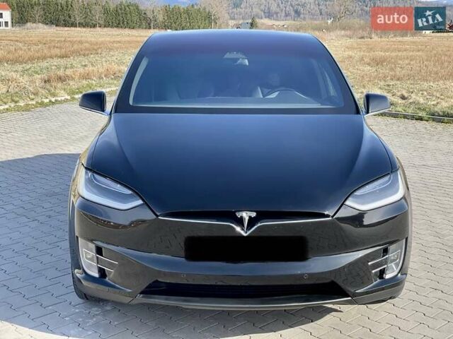 Черный Тесла Модель Х, объемом двигателя 0 л и пробегом 88 тыс. км за 28300 $, фото 16 на Automoto.ua