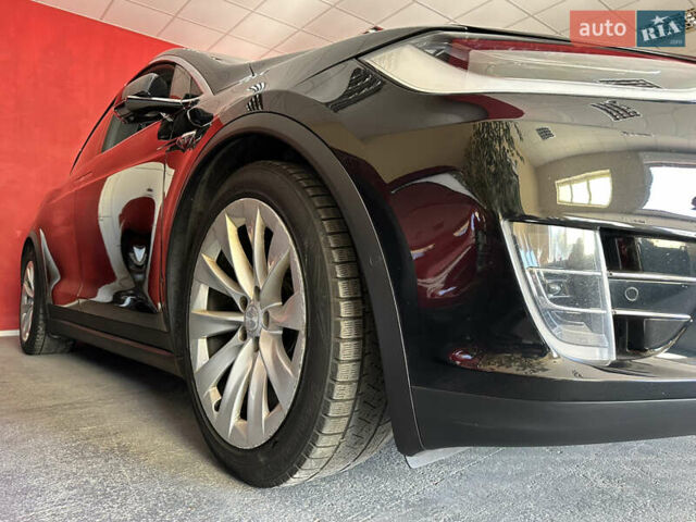 Тесла Модель Х 2017 у Одесі на Automoto.ua Чорний Тесла Модель Х, об'ємом двигуна 0 л та пробігом 257 тис. км за 20000 $, фото 3 на Automoto.ua