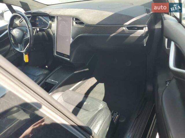 Черный Тесла Модель Х, объемом двигателя 0 л и пробегом 159 тыс. км за 6700 $, фото 7 на Automoto.ua