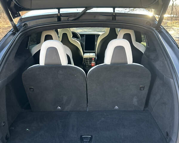 Черный Тесла Модель Х, объемом двигателя 0 л и пробегом 60 тыс. км за 39000 $, фото 20 на Automoto.ua