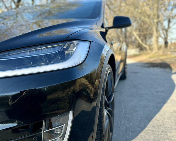 Черный Тесла Модель Х, объемом двигателя 0 л и пробегом 60 тыс. км за 39000 $, фото 11 на Automoto.ua