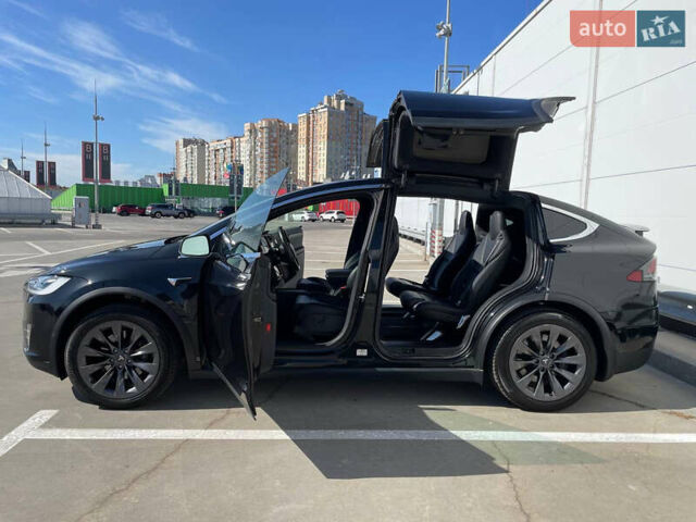 Черный Тесла Модель Х, объемом двигателя 0 л и пробегом 118 тыс. км за 33000 $, фото 14 на Automoto.ua