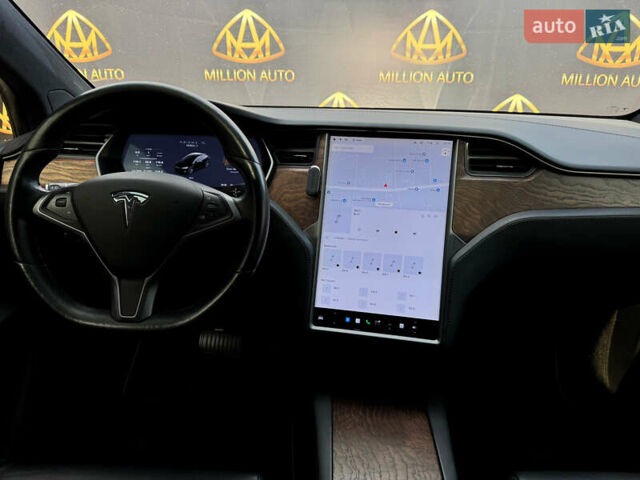 Черный Тесла Модель Х, объемом двигателя 0 л и пробегом 94 тыс. км за 26900 $, фото 17 на Automoto.ua