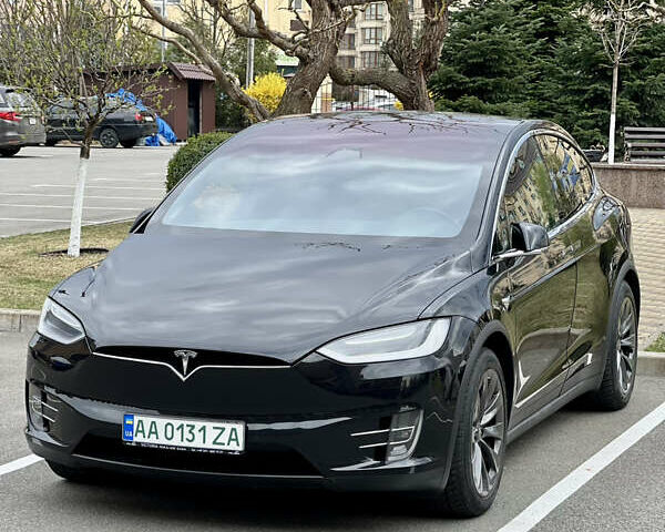 Черный Тесла Модель Х, объемом двигателя 0 л и пробегом 109 тыс. км за 29950 $, фото 5 на Automoto.ua