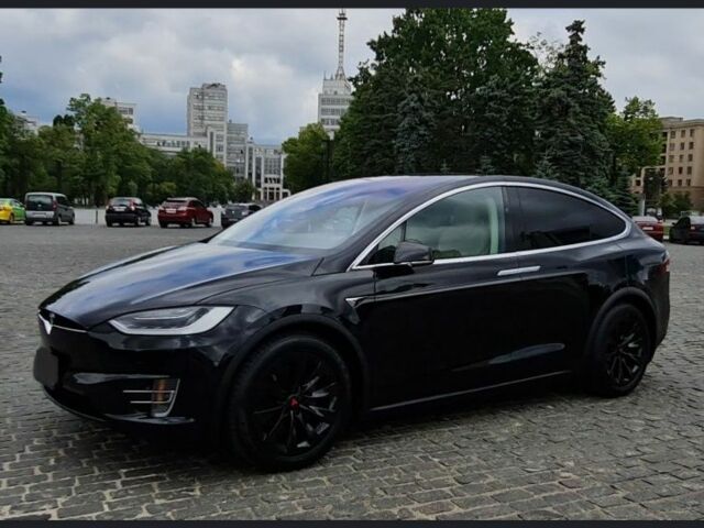 Черный Тесла Модель Х, объемом двигателя 0 л и пробегом 42 тыс. км за 46000 $, фото 5 на Automoto.ua