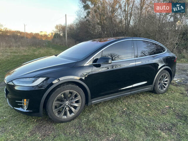 Черный Тесла Модель Х, объемом двигателя 0 л и пробегом 91 тыс. км за 20500 $, фото 3 на Automoto.ua