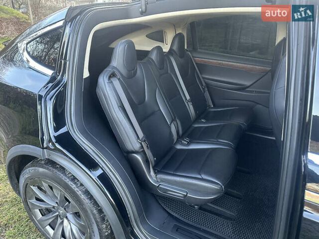 Черный Тесла Модель Х, объемом двигателя 0 л и пробегом 91 тыс. км за 20500 $, фото 15 на Automoto.ua