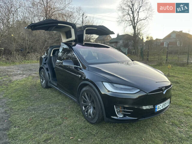 Черный Тесла Модель Х, объемом двигателя 0 л и пробегом 91 тыс. км за 20500 $, фото 2 на Automoto.ua