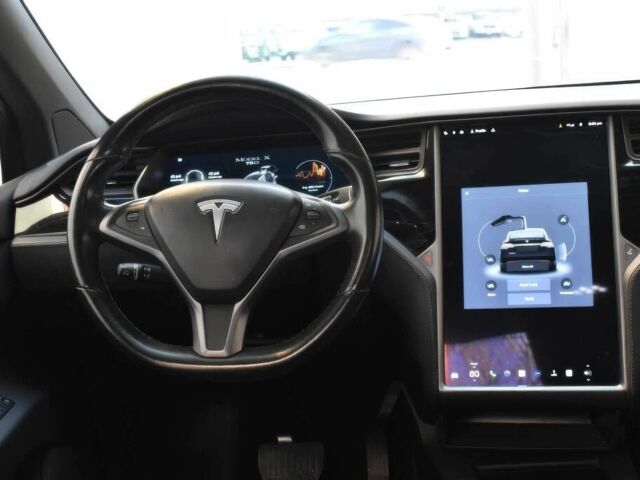 Черный Тесла Модель Х, объемом двигателя 0 л и пробегом 42 тыс. км за 6000 $, фото 11 на Automoto.ua