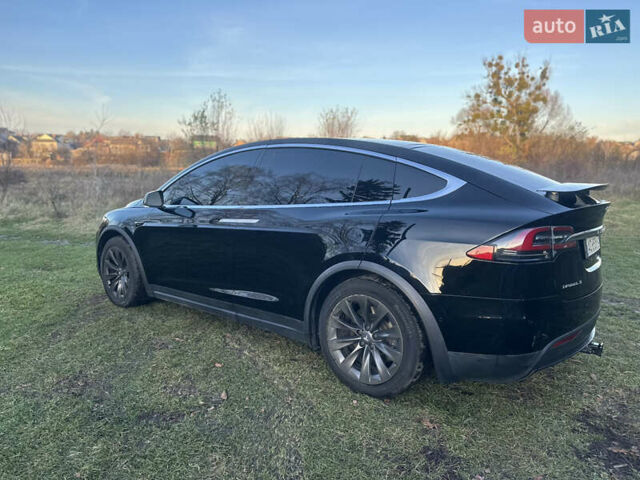 Черный Тесла Модель Х, объемом двигателя 0 л и пробегом 91 тыс. км за 20500 $, фото 5 на Automoto.ua