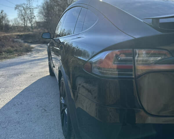 Черный Тесла Модель Х, объемом двигателя 0 л и пробегом 60 тыс. км за 39000 $, фото 14 на Automoto.ua