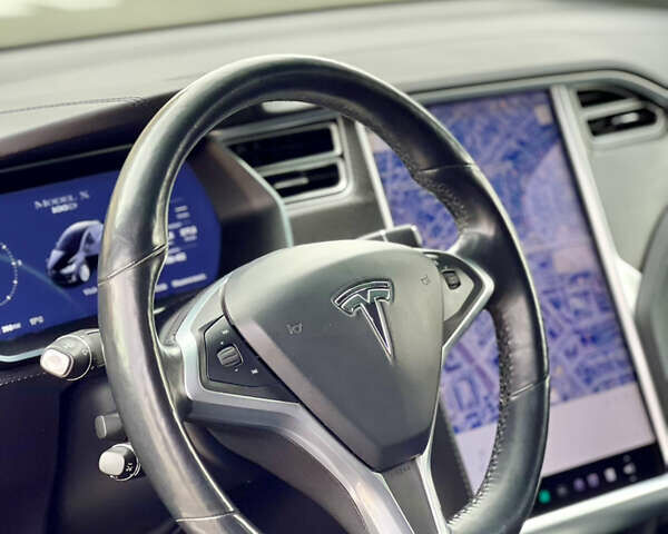 Черный Тесла Модель Х, объемом двигателя 0 л и пробегом 109 тыс. км за 29950 $, фото 52 на Automoto.ua