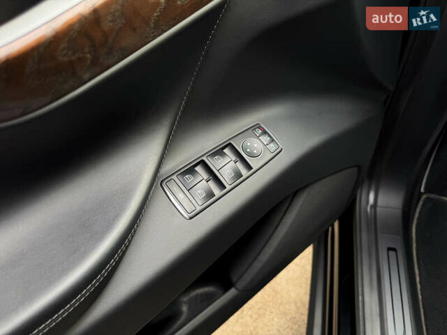 Черный Тесла Модель Х, объемом двигателя 0 л и пробегом 94 тыс. км за 26900 $, фото 20 на Automoto.ua