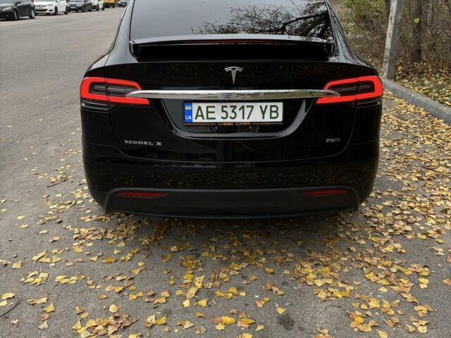 Черный Тесла Модель Х, объемом двигателя 0 л и пробегом 94 тыс. км за 25999 $, фото 4 на Automoto.ua