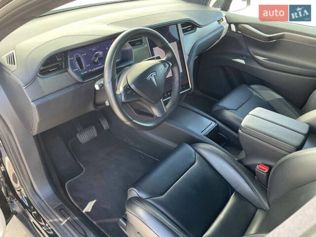 Черный Тесла Модель Х, объемом двигателя 0 л и пробегом 118 тыс. км за 33000 $, фото 23 на Automoto.ua