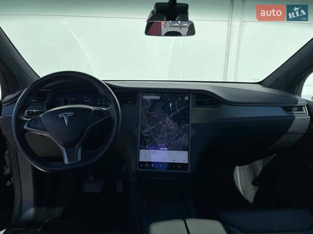 Черный Тесла Модель Х, объемом двигателя 0 л и пробегом 118 тыс. км за 33000 $, фото 27 на Automoto.ua