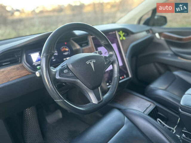 Черный Тесла Модель Х, объемом двигателя 0 л и пробегом 91 тыс. км за 20500 $, фото 21 на Automoto.ua