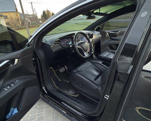 Черный Тесла Модель Х, объемом двигателя 0 л и пробегом 128 тыс. км за 24500 $, фото 32 на Automoto.ua