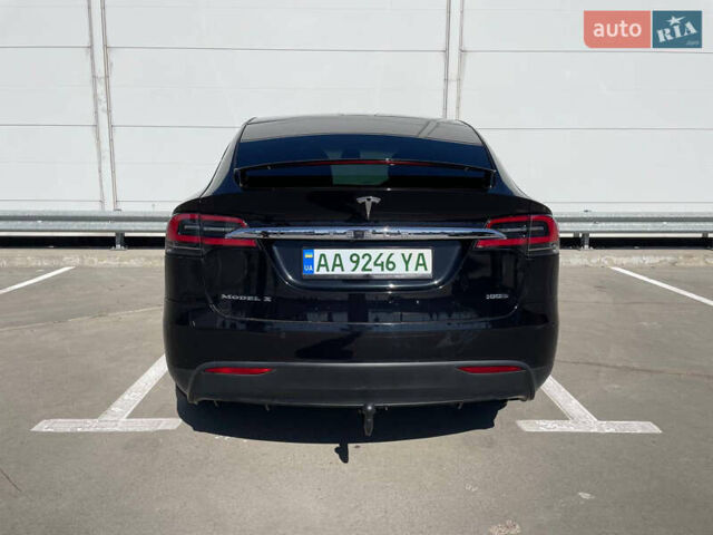 Черный Тесла Модель Х, объемом двигателя 0 л и пробегом 118 тыс. км за 33000 $, фото 4 на Automoto.ua