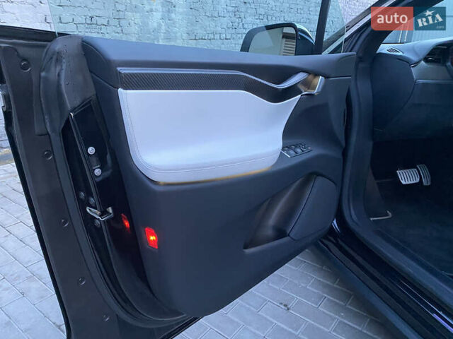 Черный Тесла Модель Х, объемом двигателя 0 л и пробегом 12 тыс. км за 67000 $, фото 28 на Automoto.ua